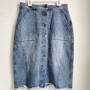 f21 button up jean skirt